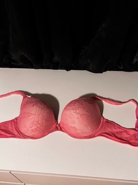Victoria's Secret Pink Lace Padded Underwire Bra